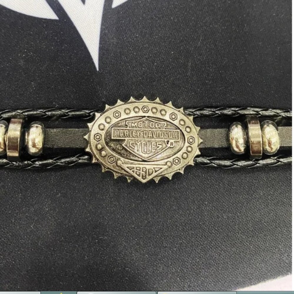 Brand New Harley Davidson HD Leather Wristband Bracelet